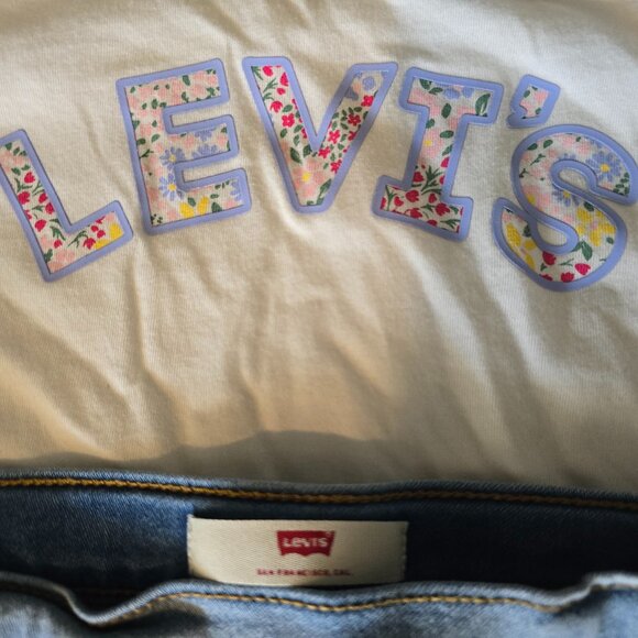 Girls Slim Levis 5T Spring Short Set - Picture 3 of 5